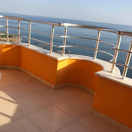Apartamento Beach Front With Great See View Next To Incekum *