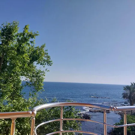Beach Front With Great See View Next To Incekum Αλάνια