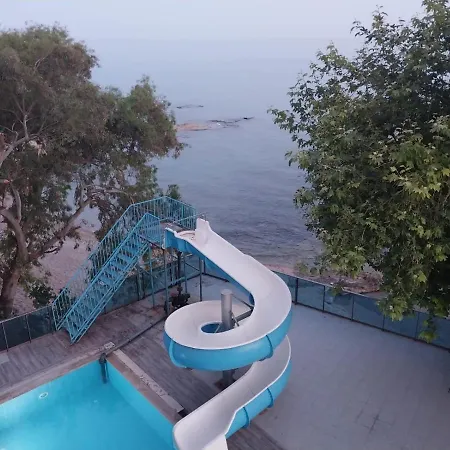 Beach Front With Great See View Next To Incekum Αλάνια